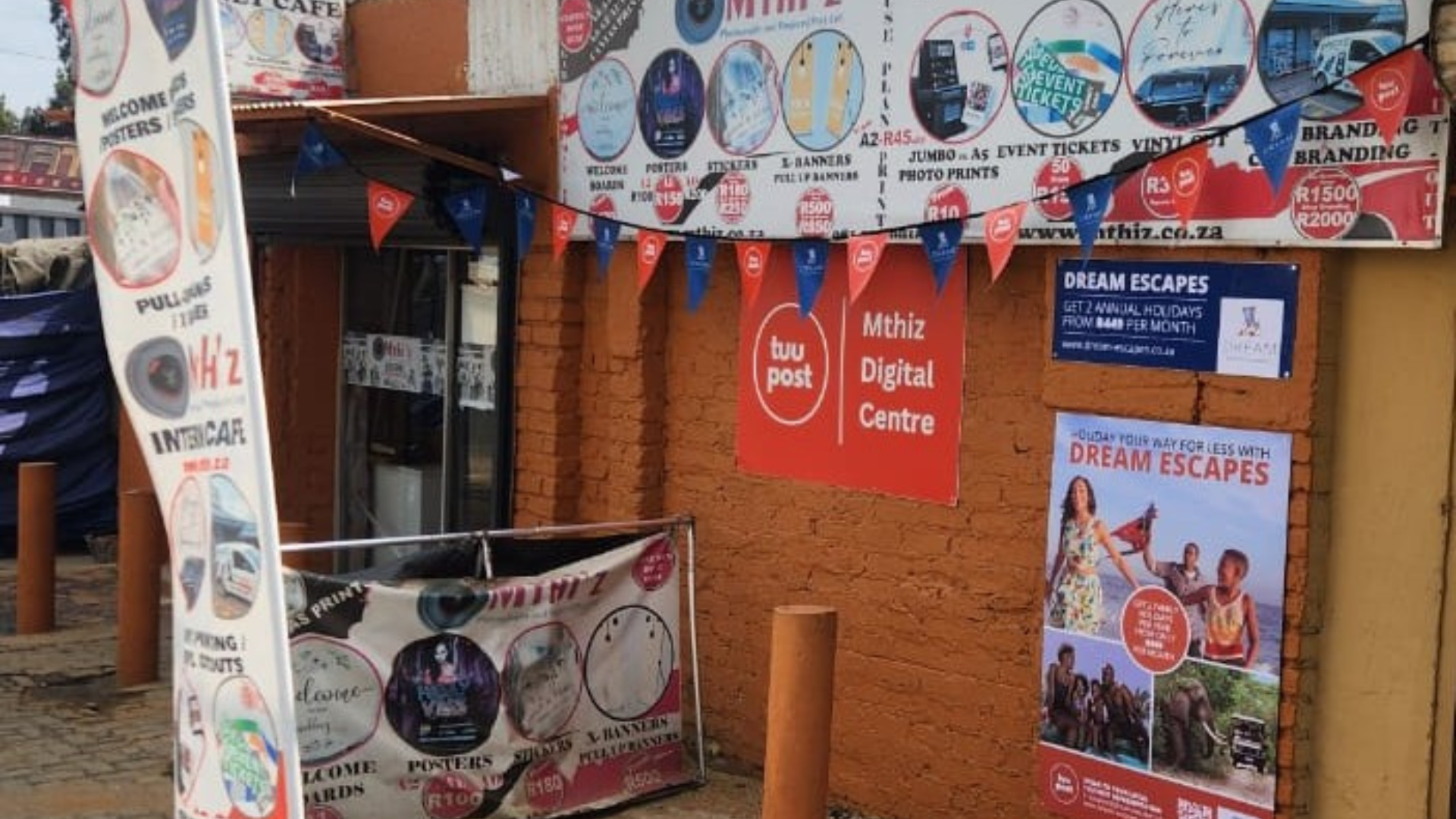 Inside a community shop with Tuu Post services